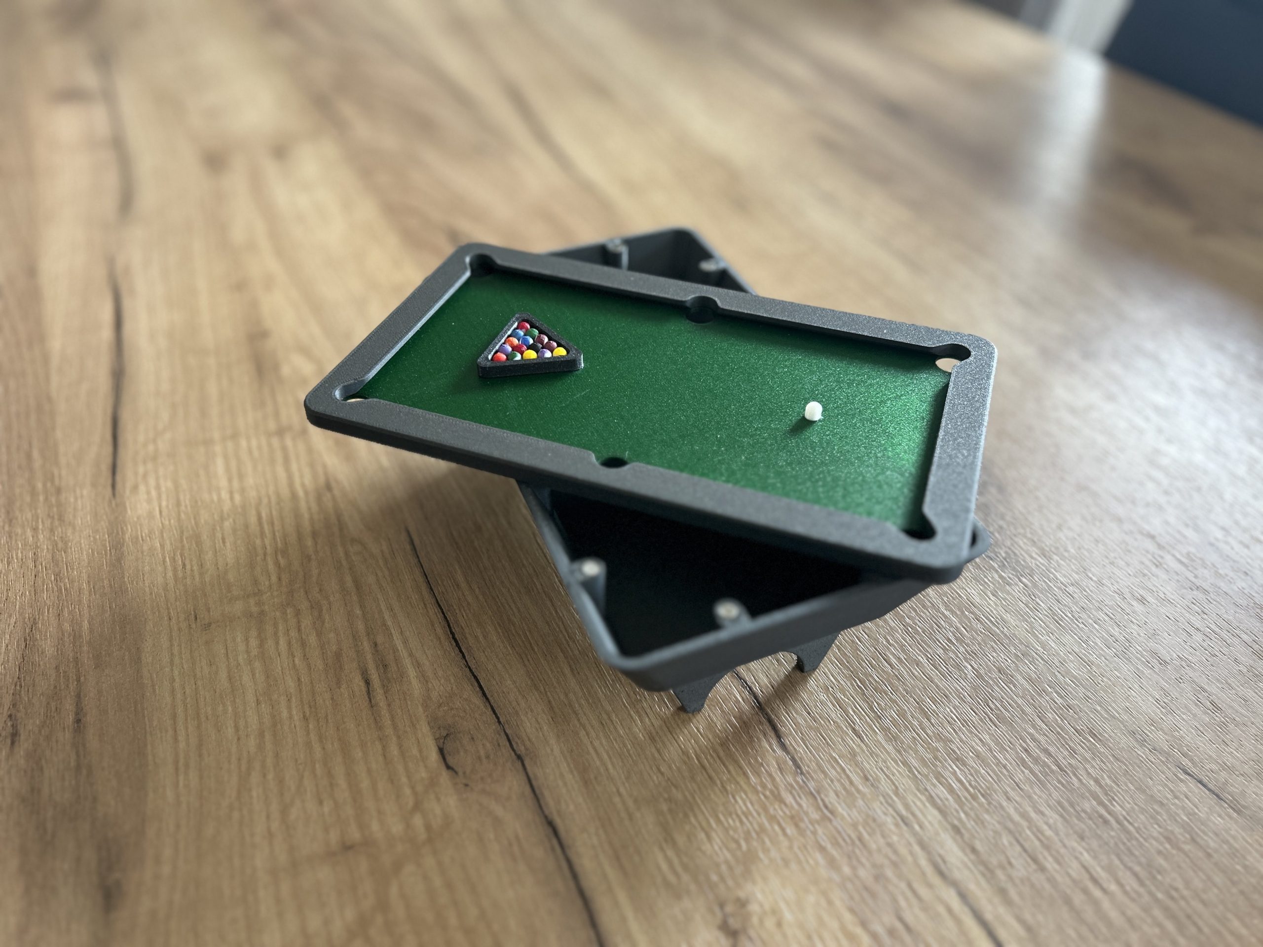 Spardose Billardtisch